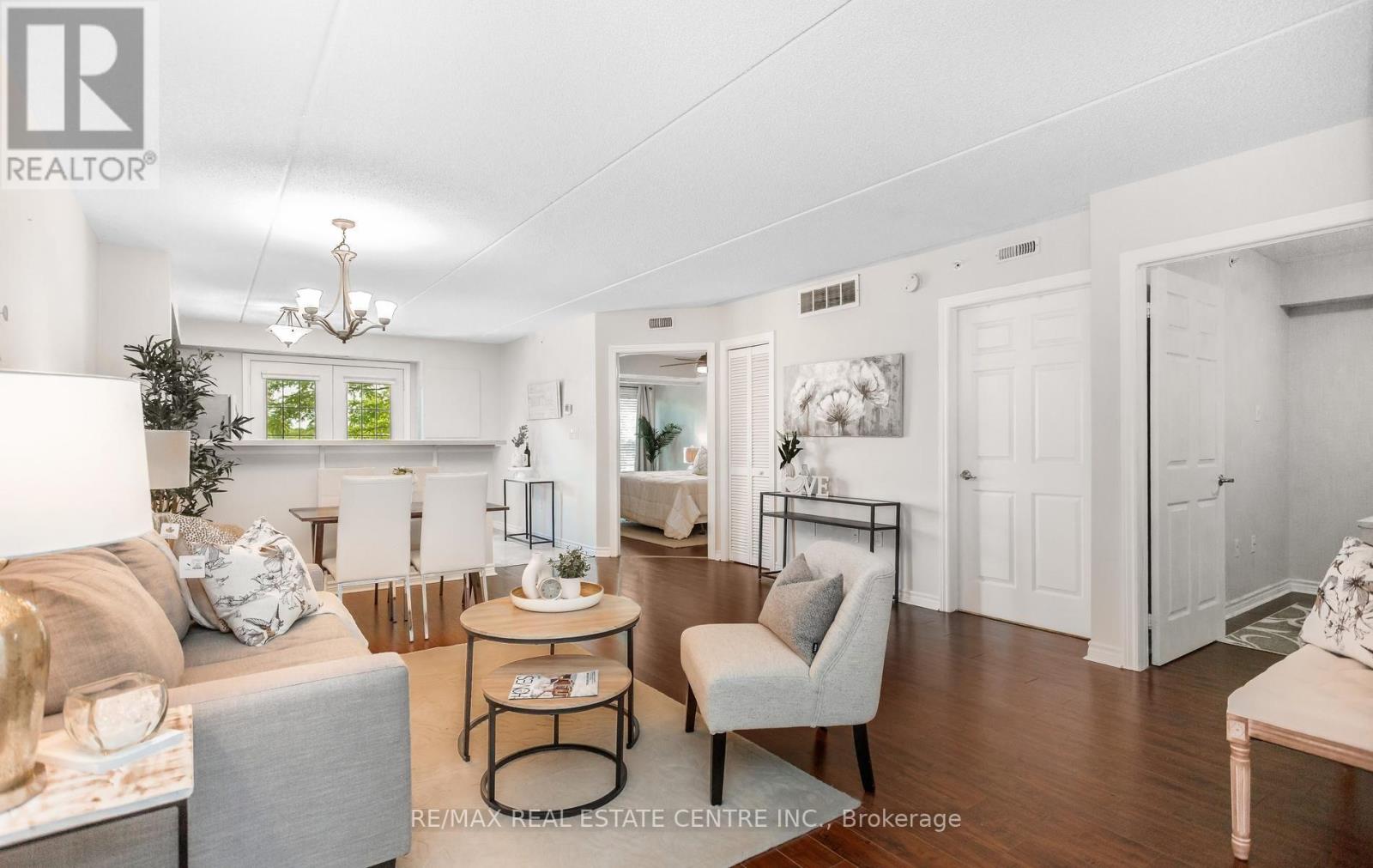 #205 1370 MAIN STREET E - 11