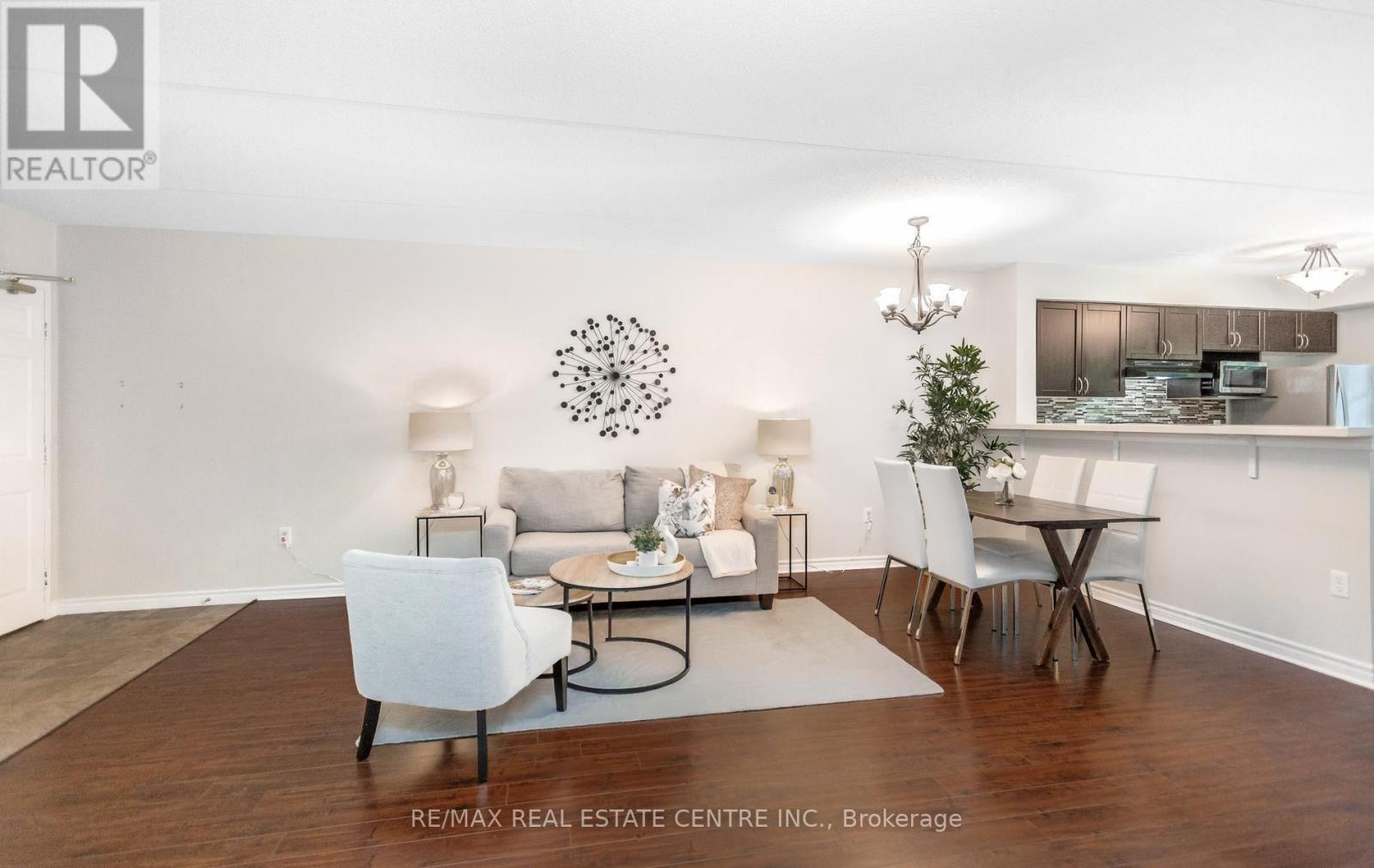 #205 1370 MAIN STREET E - 14