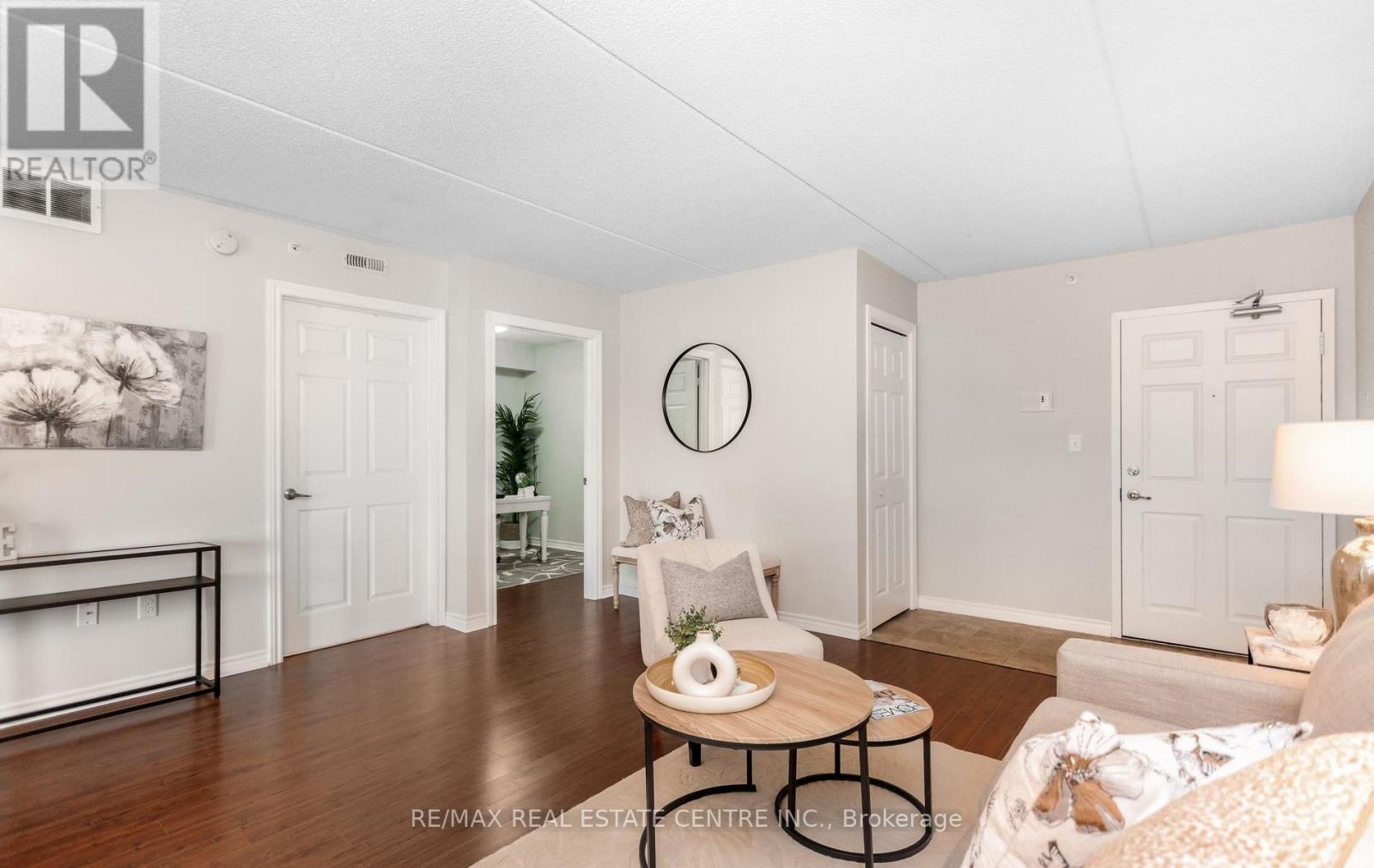 #205 1370 MAIN STREET E - 18