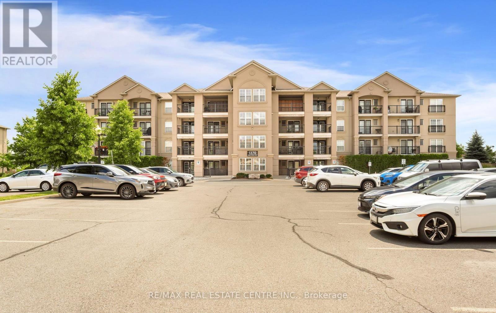 #205 1370 MAIN STREET E - 50