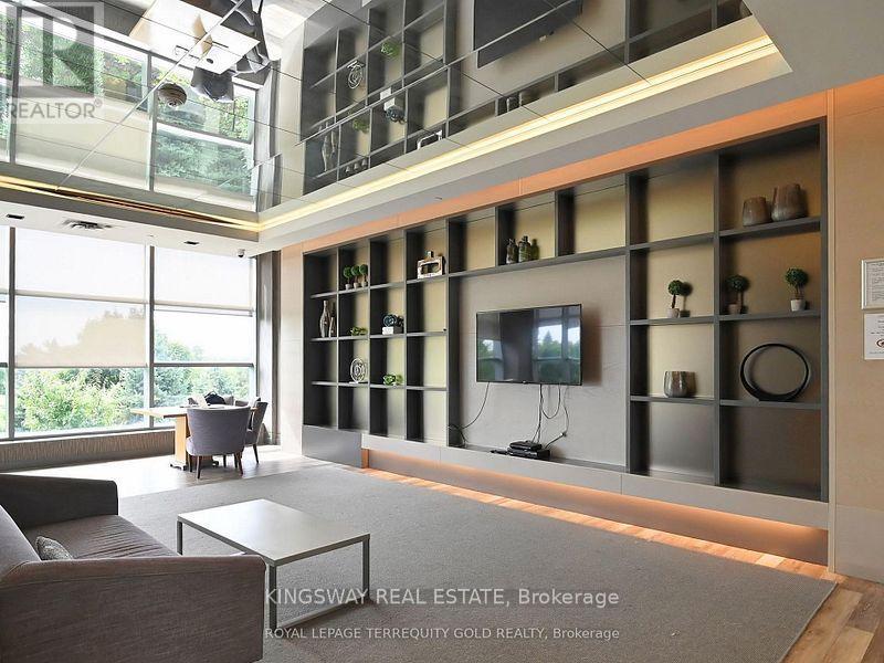 #1403 4699 GLEN ERIN DRIVE - 32