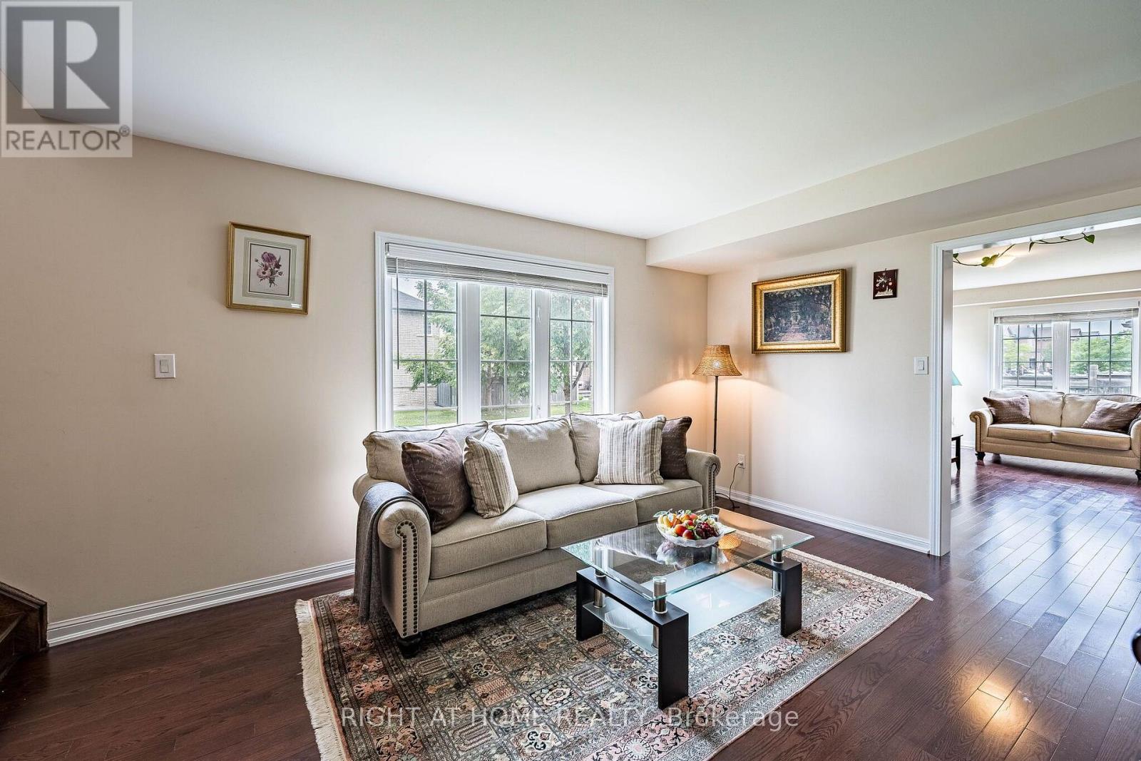 33 DREXEL ROAD - 13