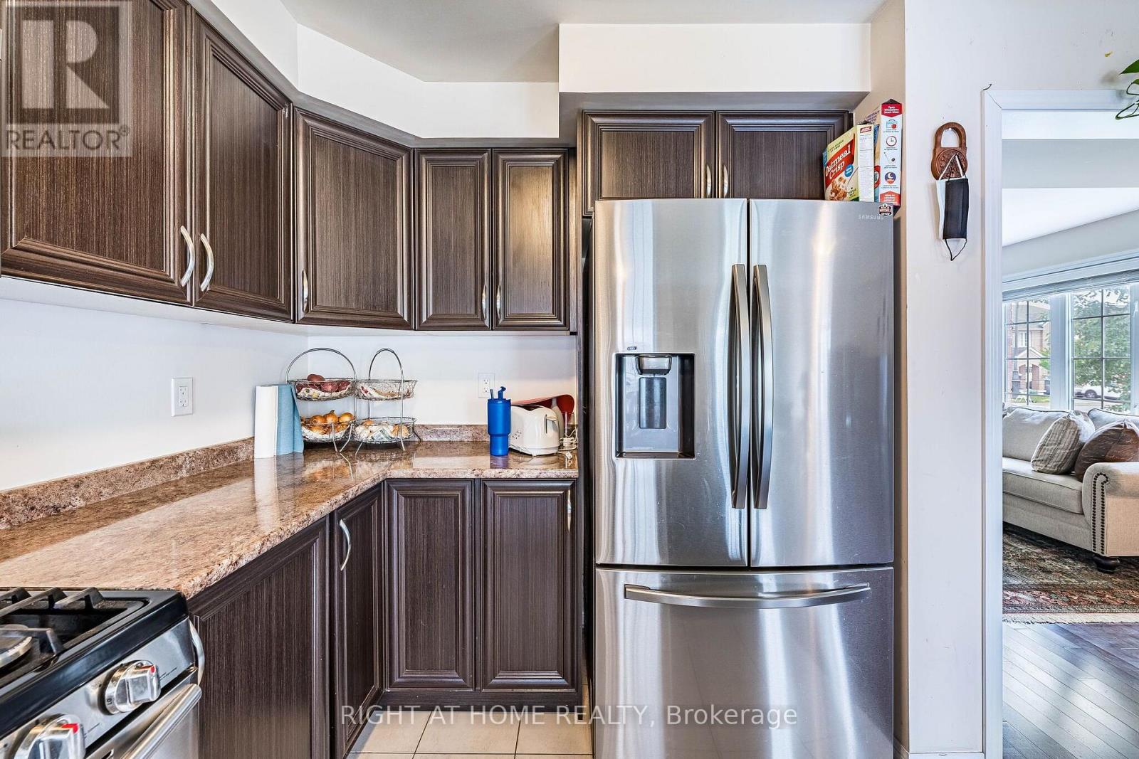 33 DREXEL ROAD - 19