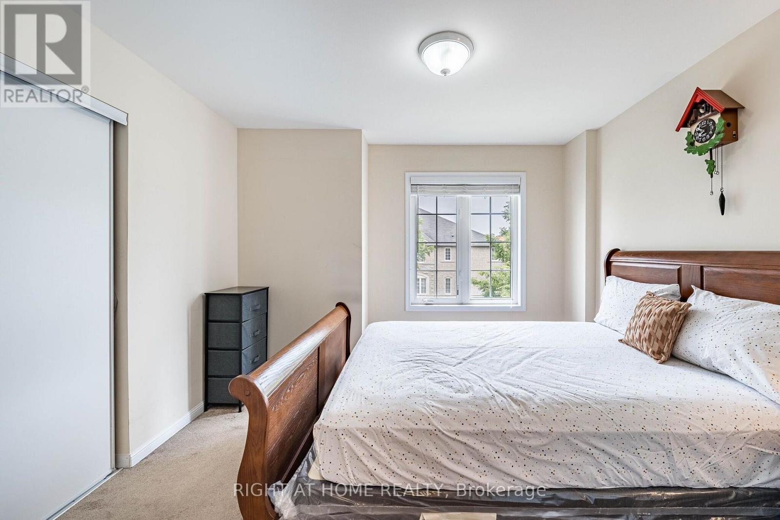 33 DREXEL ROAD - 43