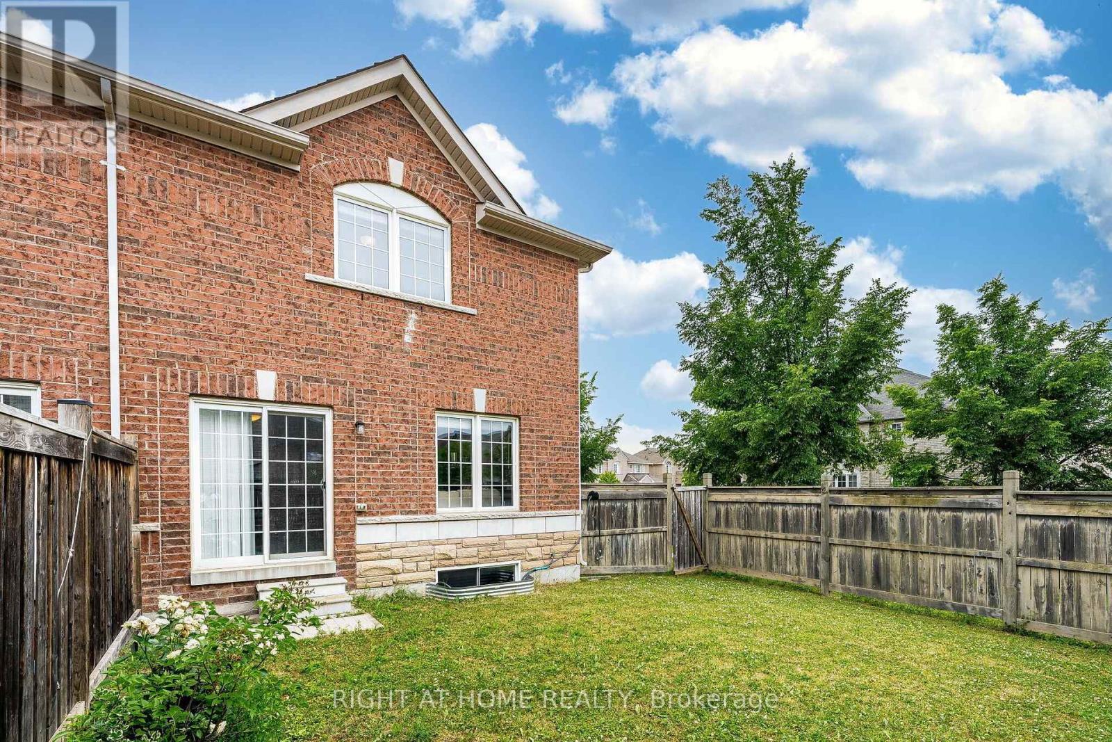 33 DREXEL ROAD - 49