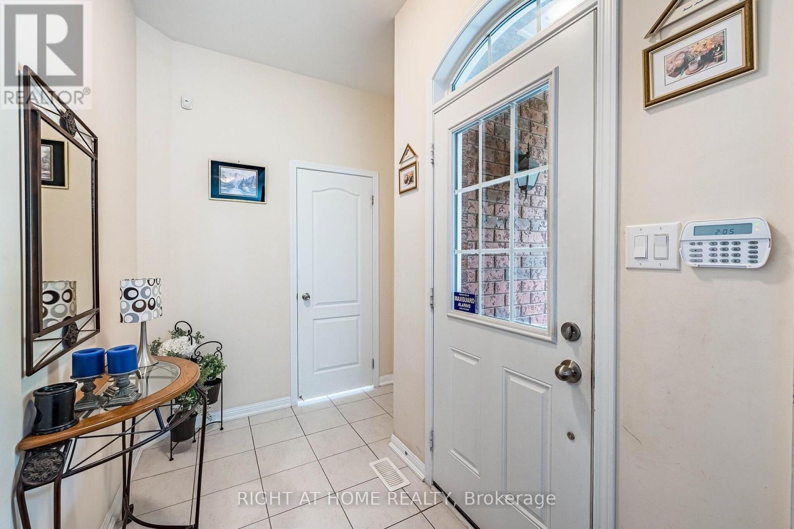33 DREXEL ROAD - 7
