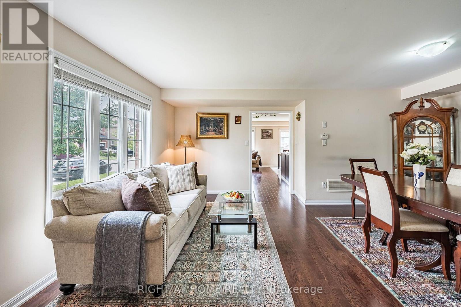 33 DREXEL ROAD - 9