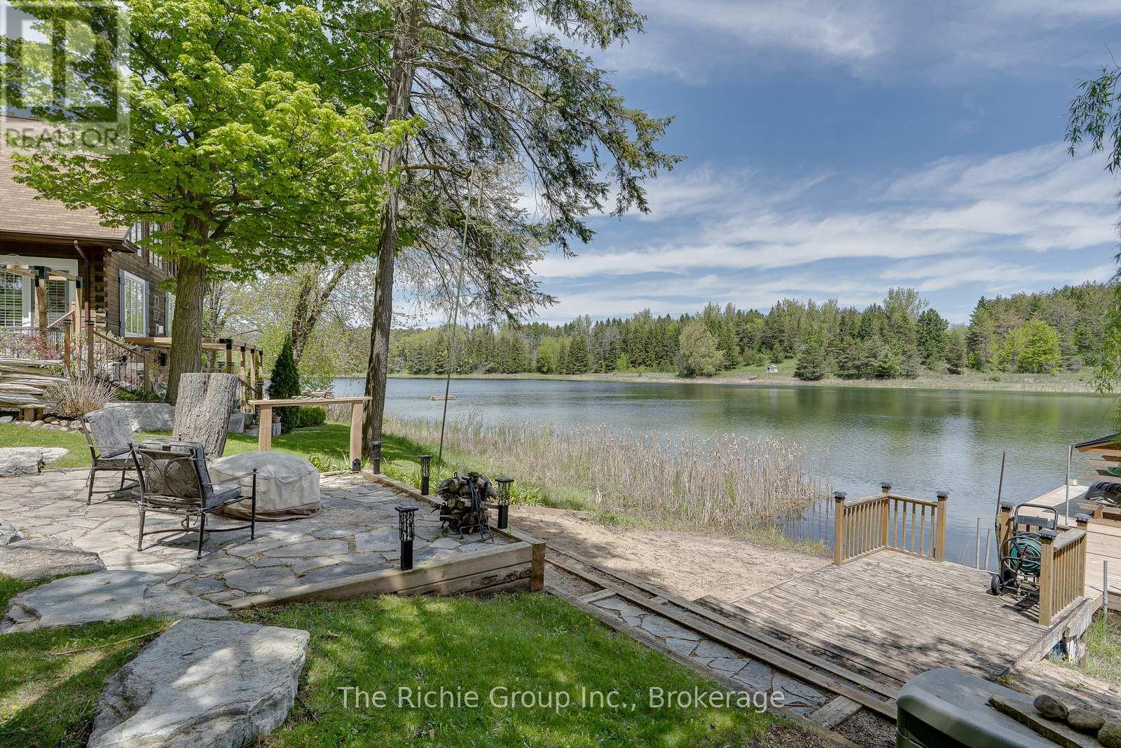 143 GREEN LAKE ROAD W - 34