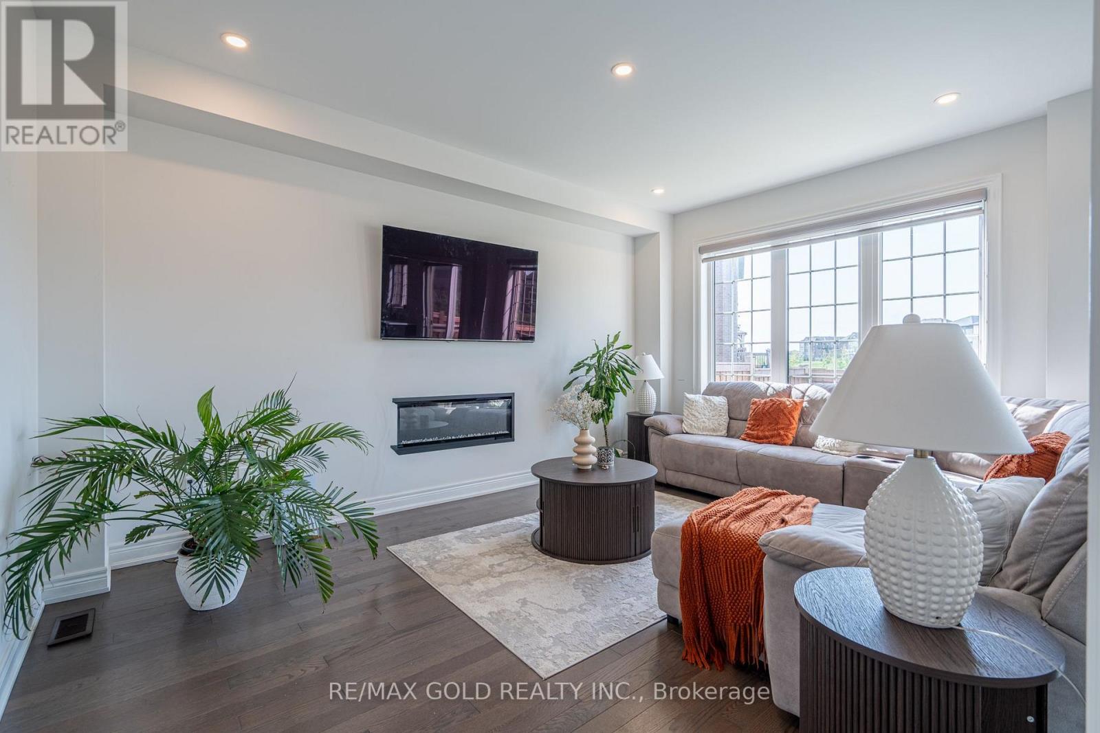66 PUFFIN CRESCENT - 6