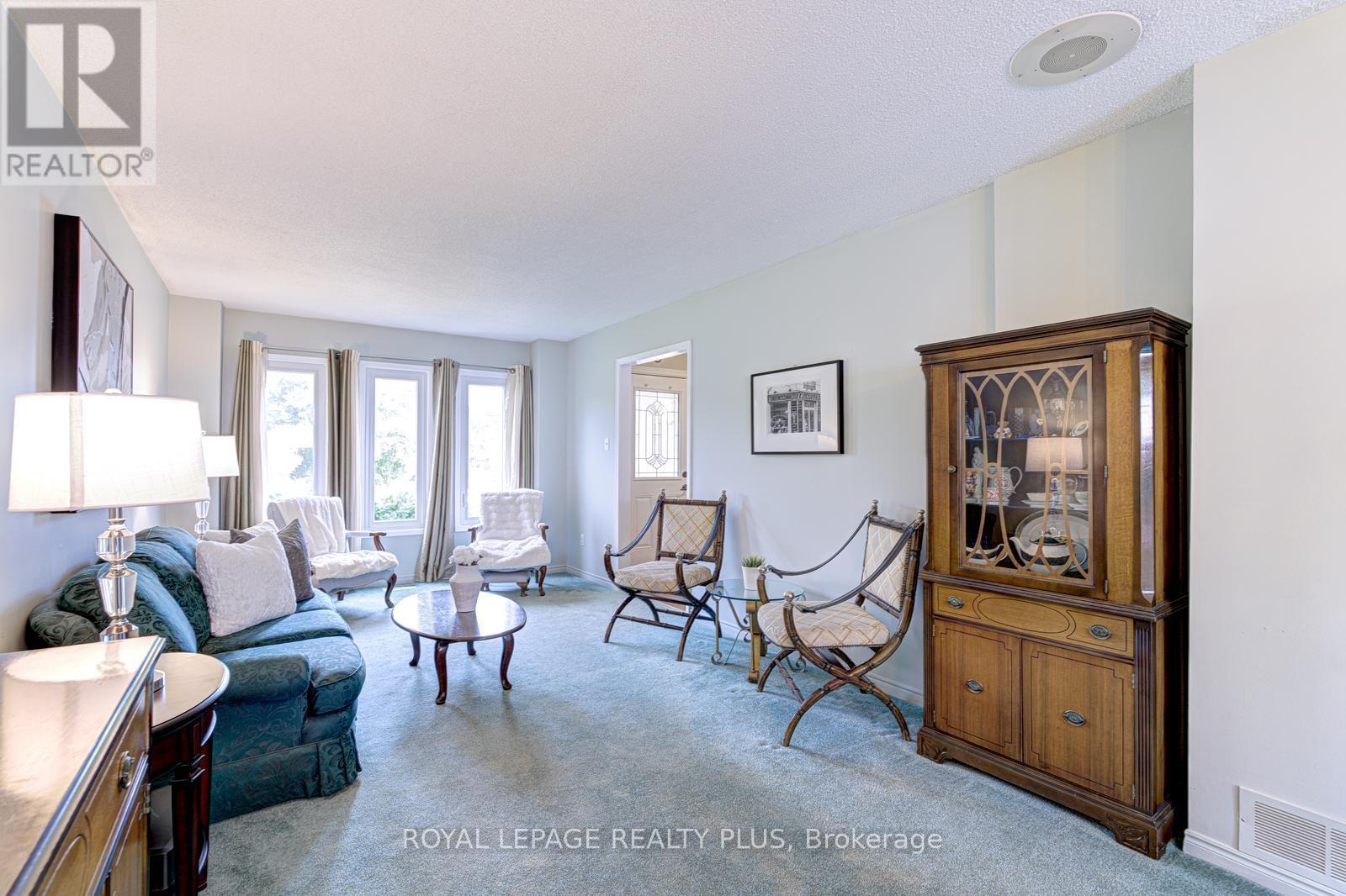 3260 BETHUNE ROAD - 19