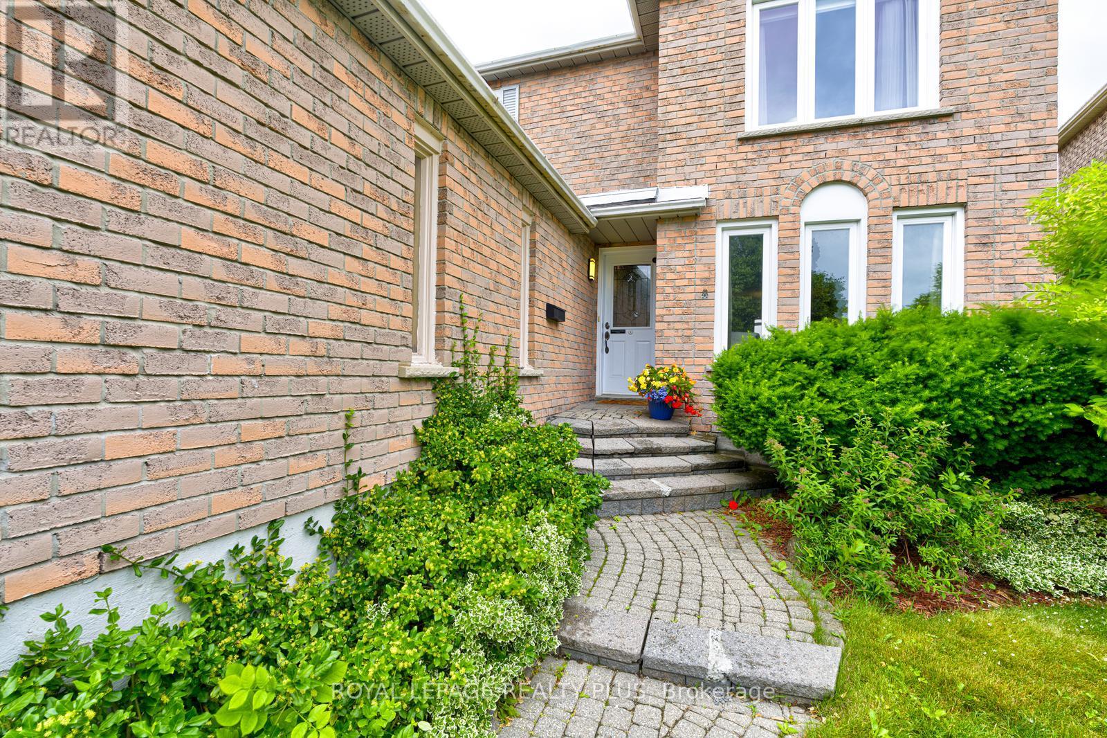 3260 BETHUNE ROAD - 3