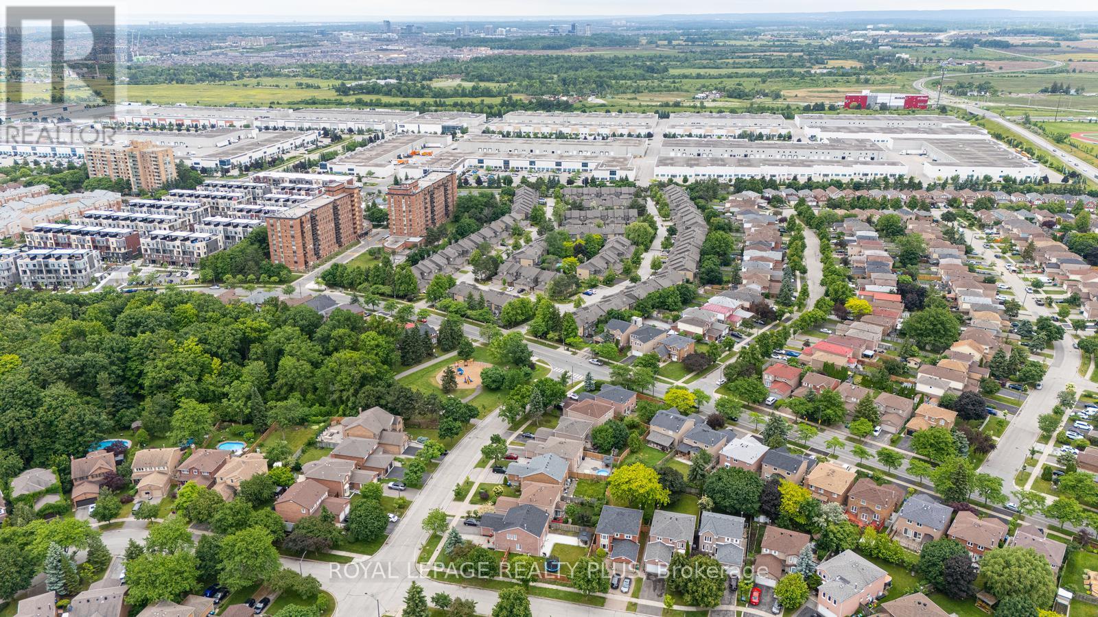3260 BETHUNE ROAD - 38