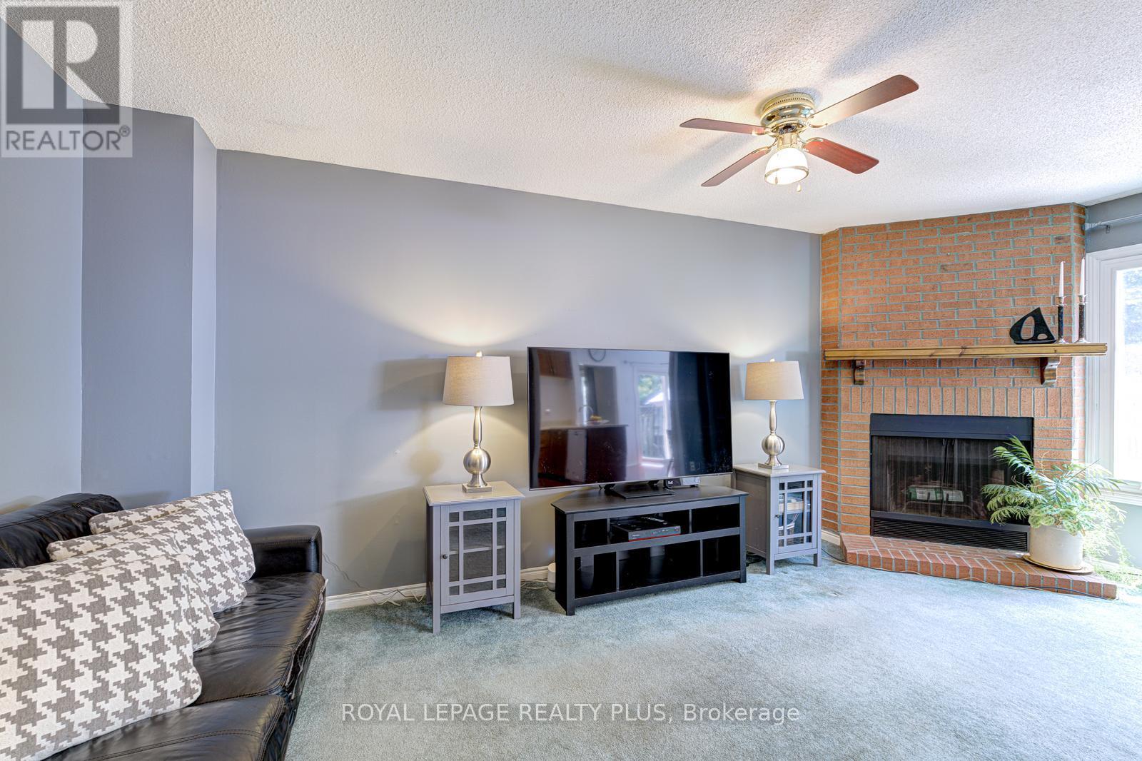 3260 BETHUNE ROAD - 8
