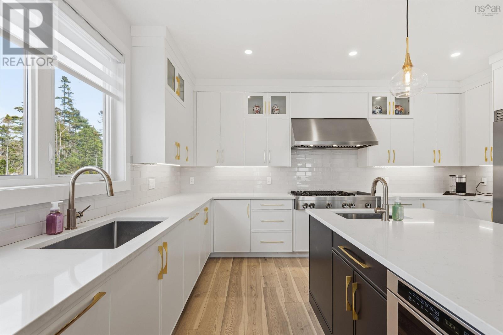 60 Cairnstone Lane - 17