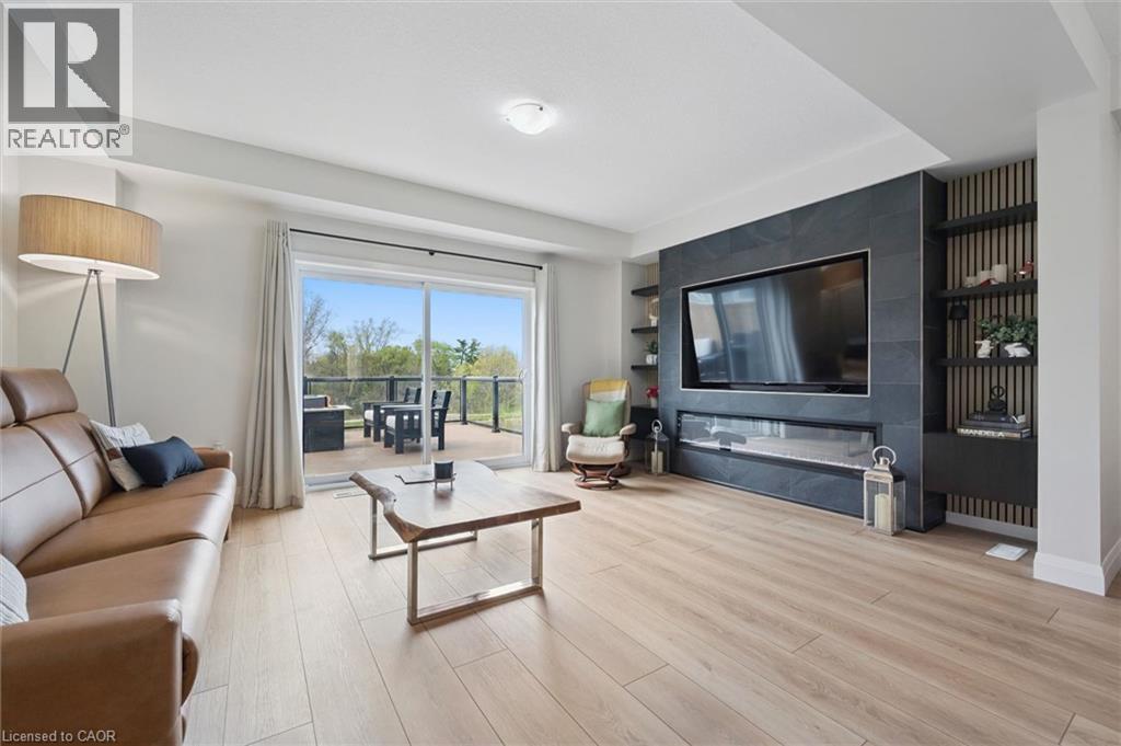 873 ROBERT FERRIE Drive - 1