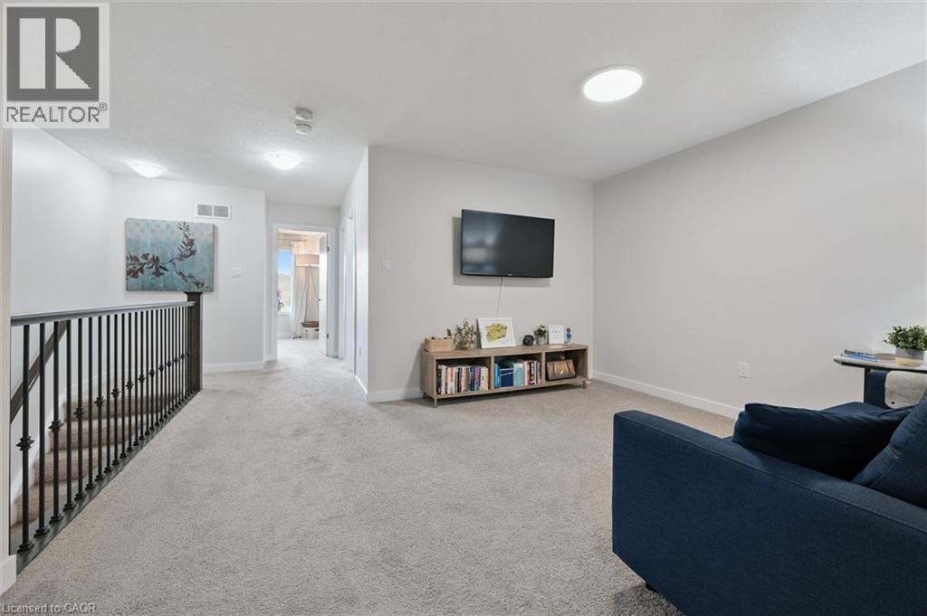 873 ROBERT FERRIE Drive - 18
