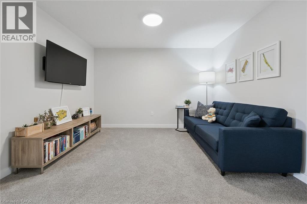 873 ROBERT FERRIE Drive - 19