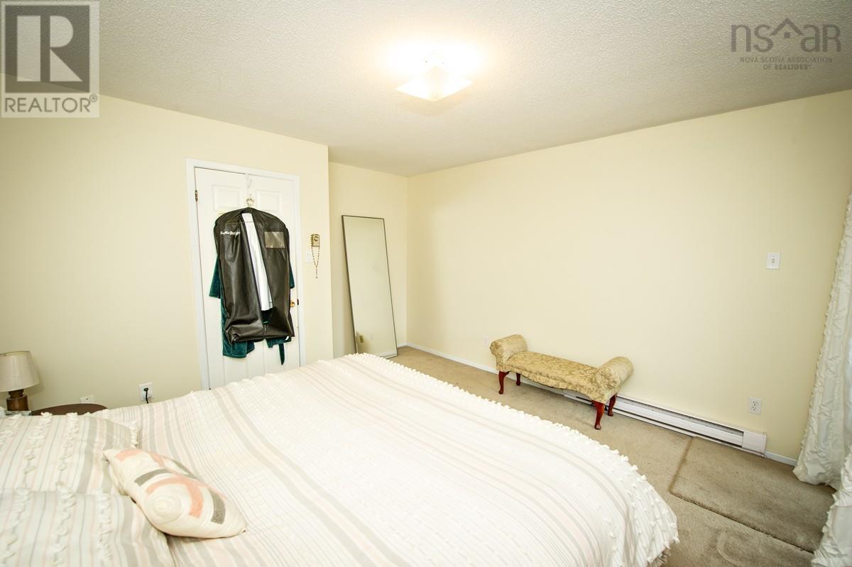 #19 4 Rose Way - 20