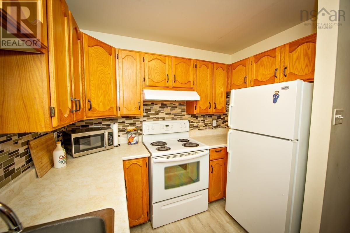 #19 4 Rose Way - 14