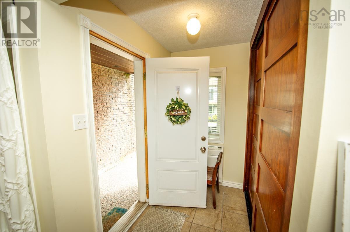 #19 4 Rose Way - 5