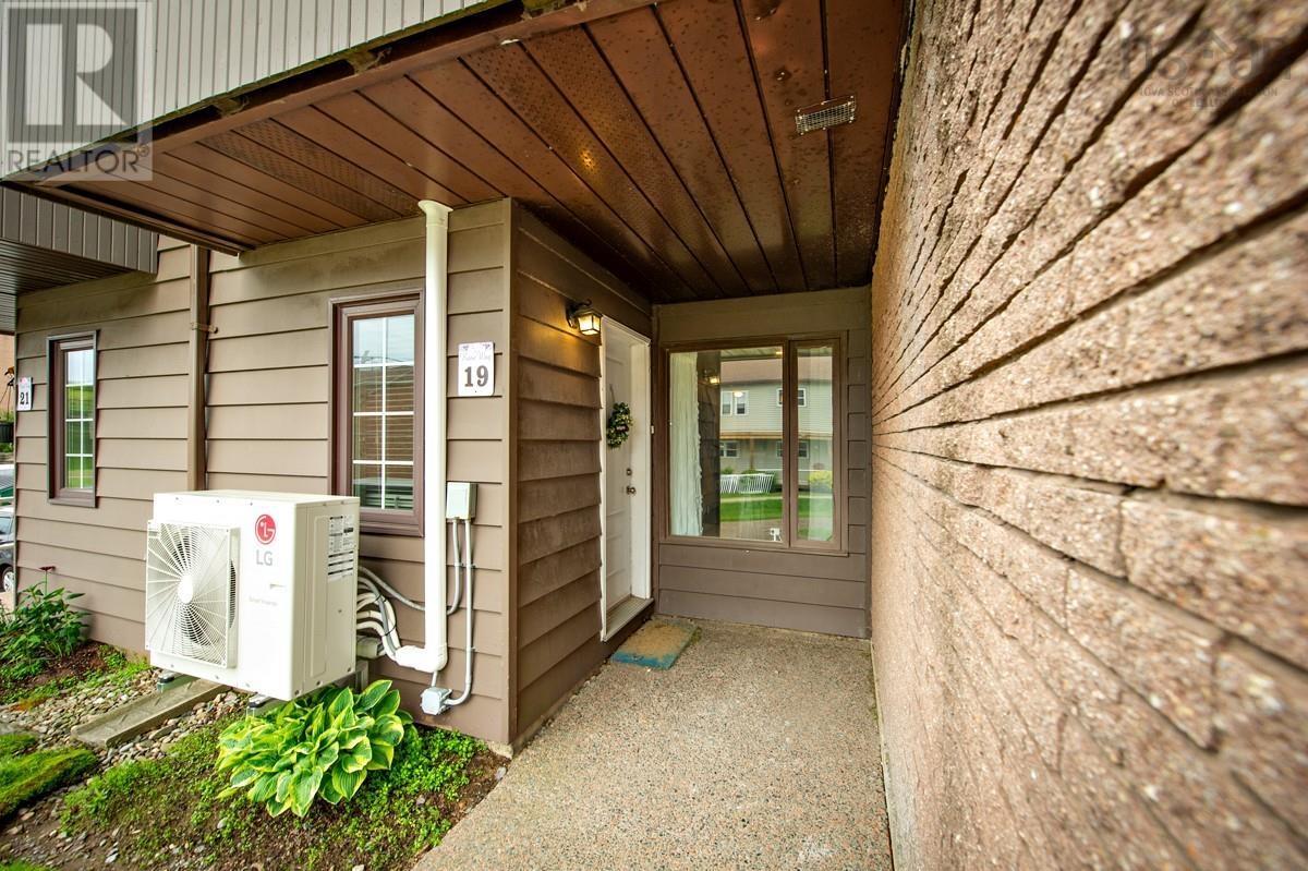 #19 4 Rose Way - 3