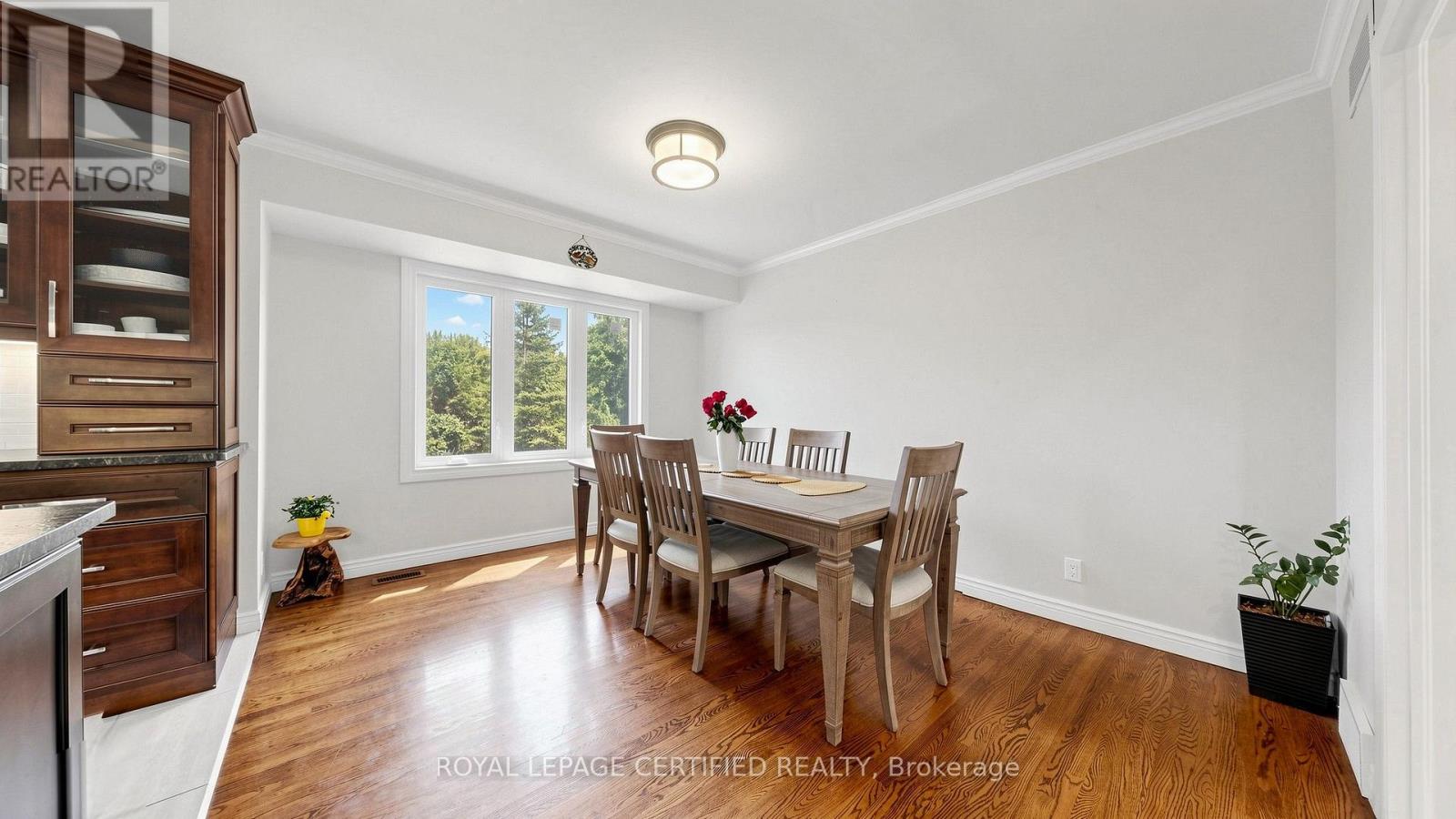 438 LEXINGTON ROAD - 11