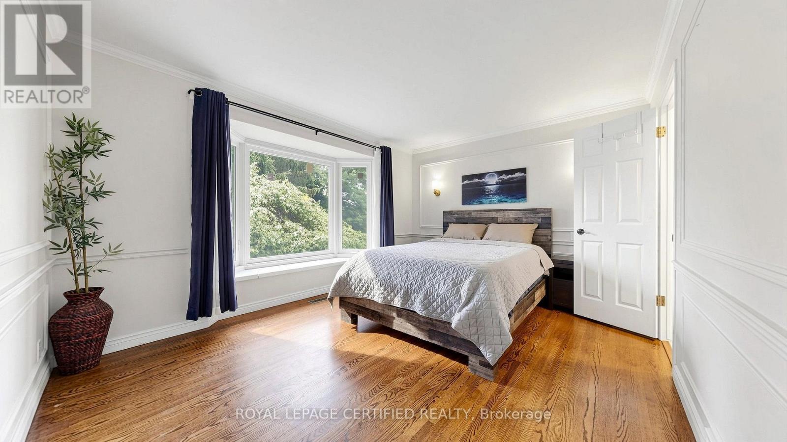 438 LEXINGTON ROAD - 22