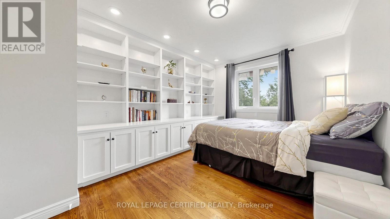 438 LEXINGTON ROAD - 27
