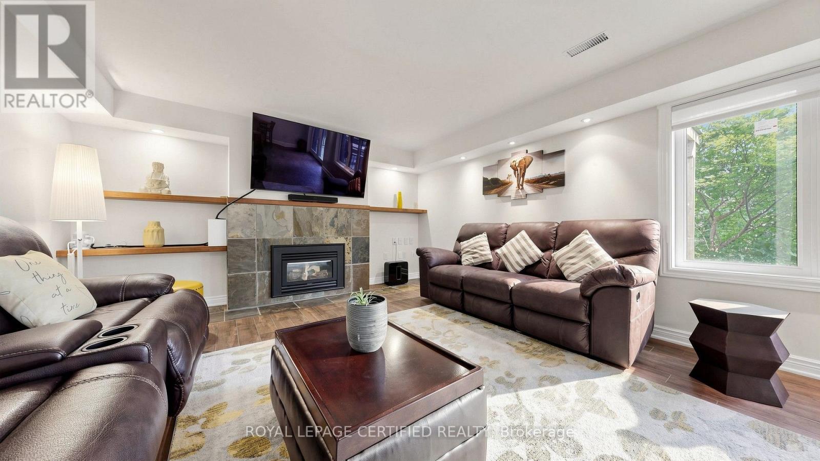 438 LEXINGTON ROAD - 29