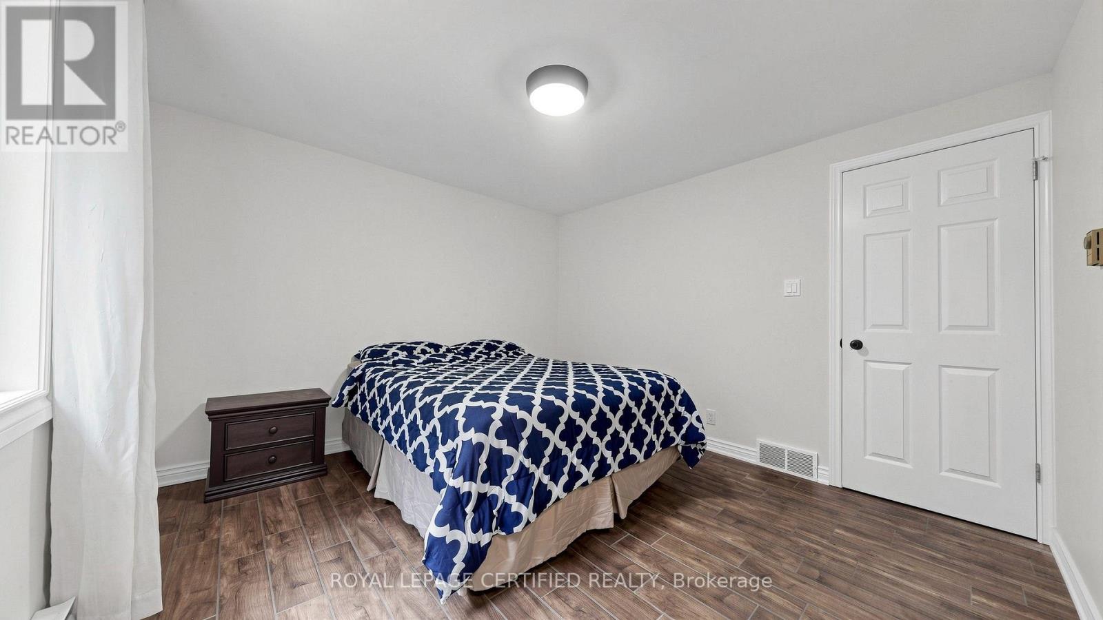 438 LEXINGTON ROAD - 42