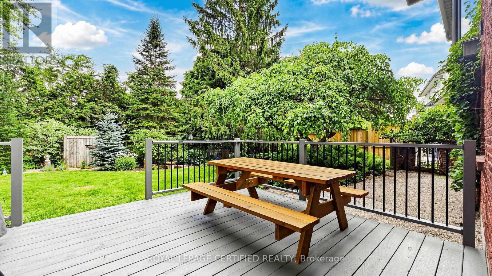 438 LEXINGTON ROAD - 47