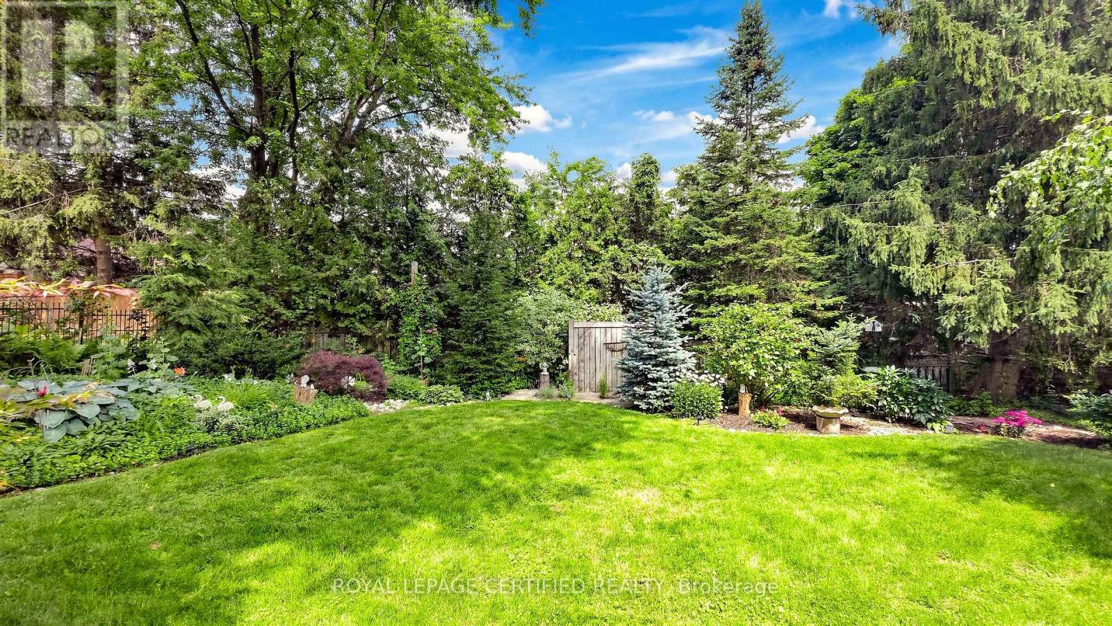 438 LEXINGTON ROAD - 48