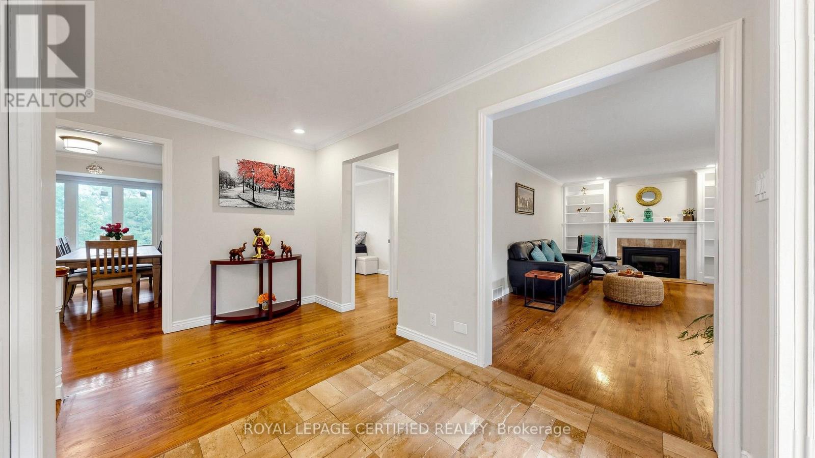 438 LEXINGTON ROAD - 7