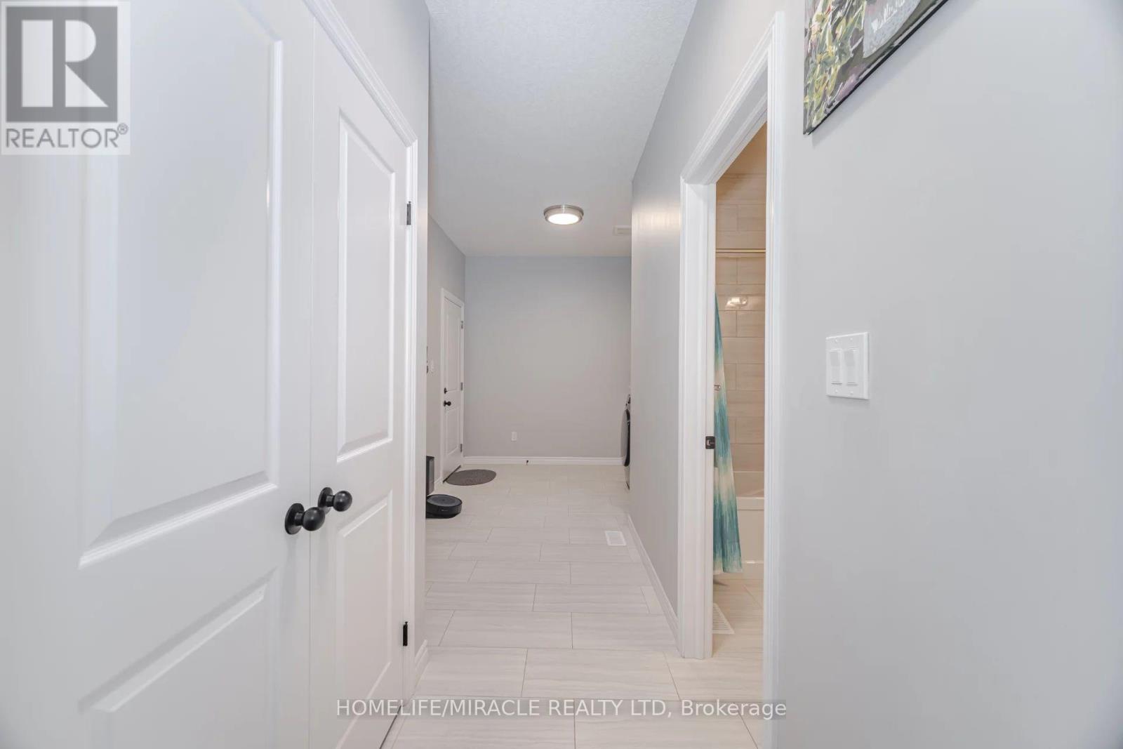 ##9 44 MAIN STREET - 22