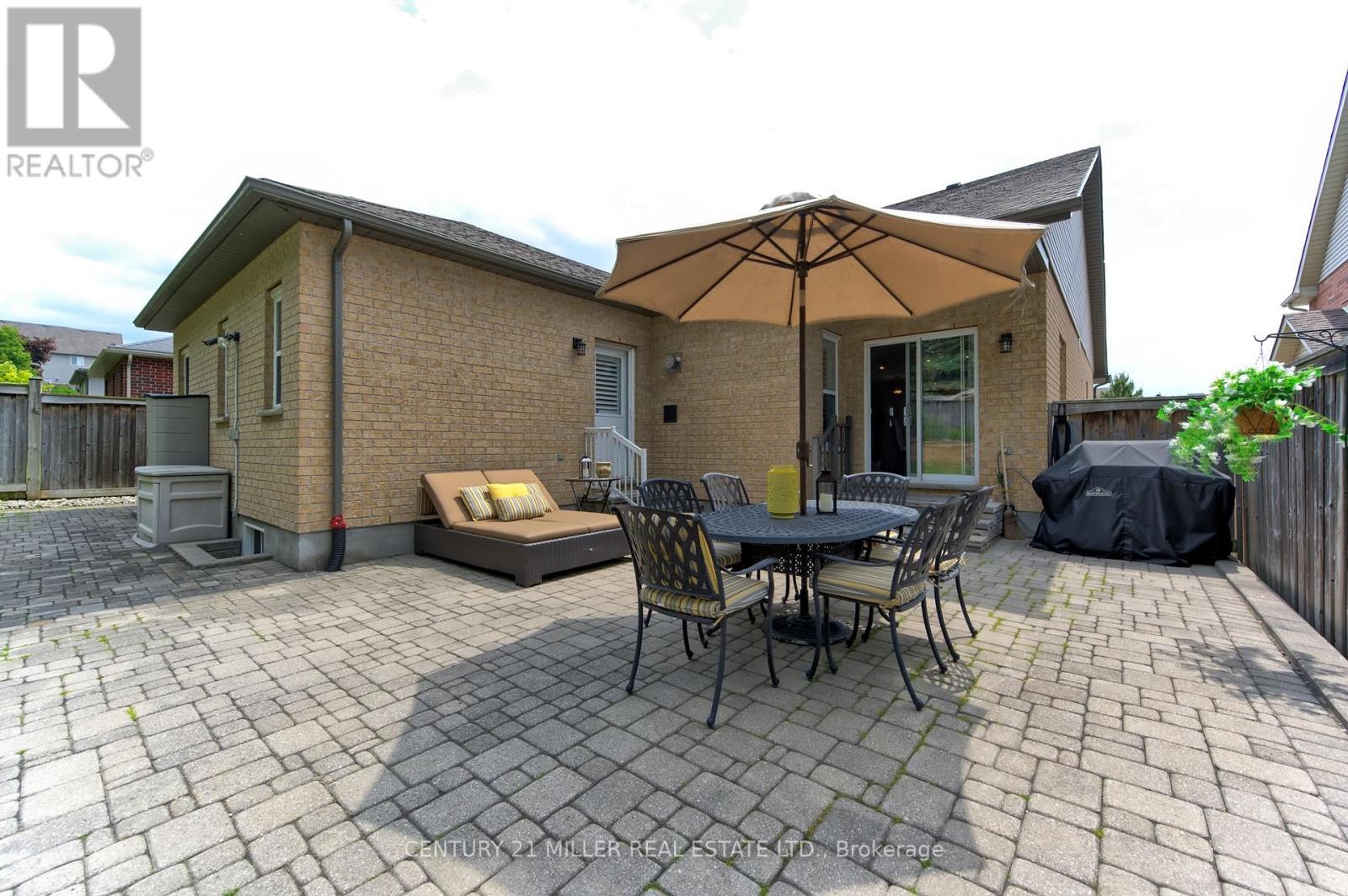 108 WINSTON STREET - 33