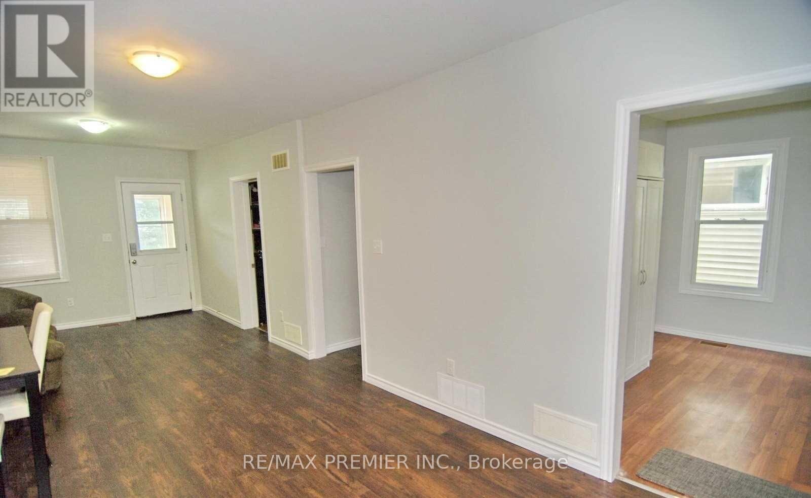 3588 SANDWICH STREET - 3