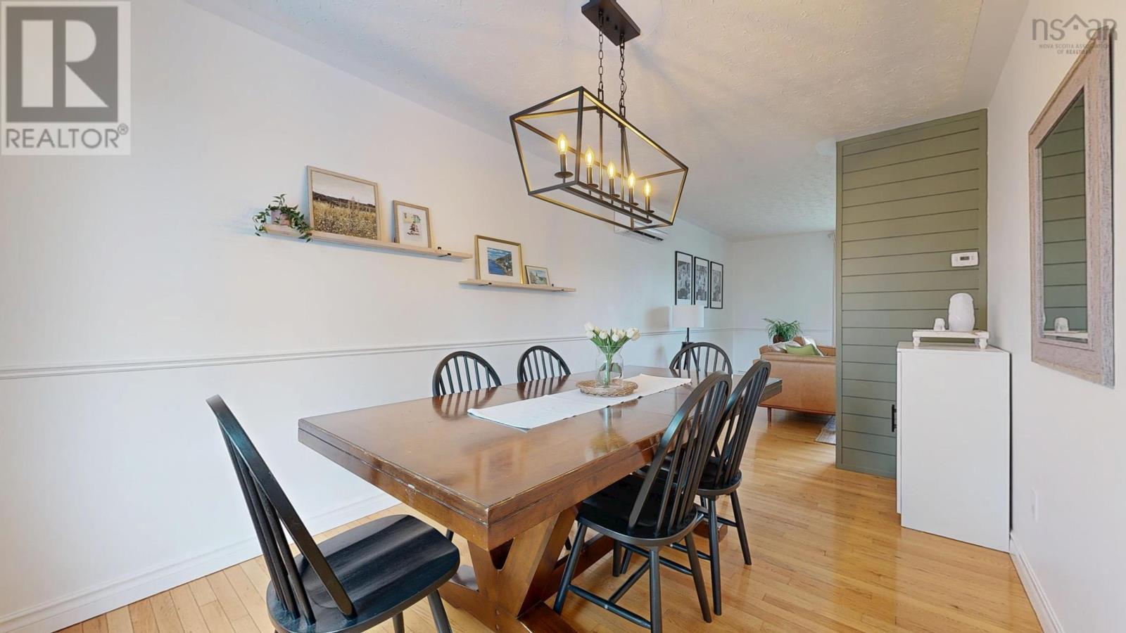 Property 26 of 49 of 42 Cedar Crescent