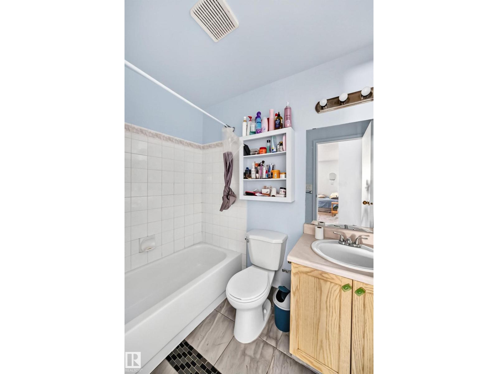 #208 9619 174 ST NW - 14