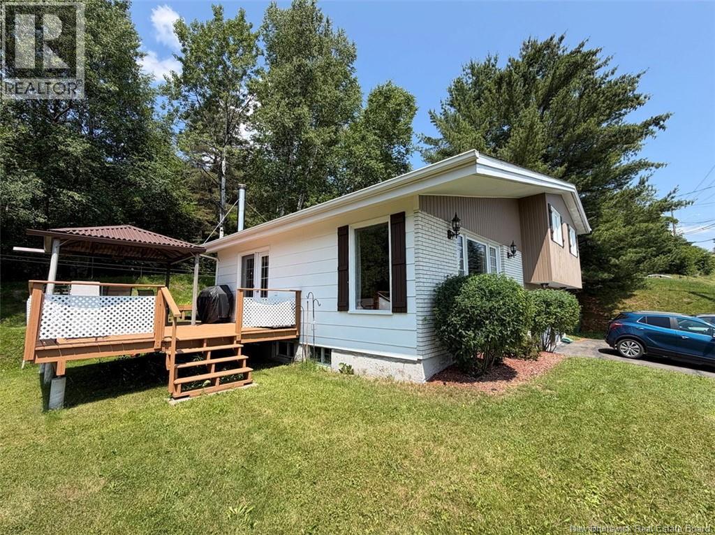 199 Bellevue Street - 23