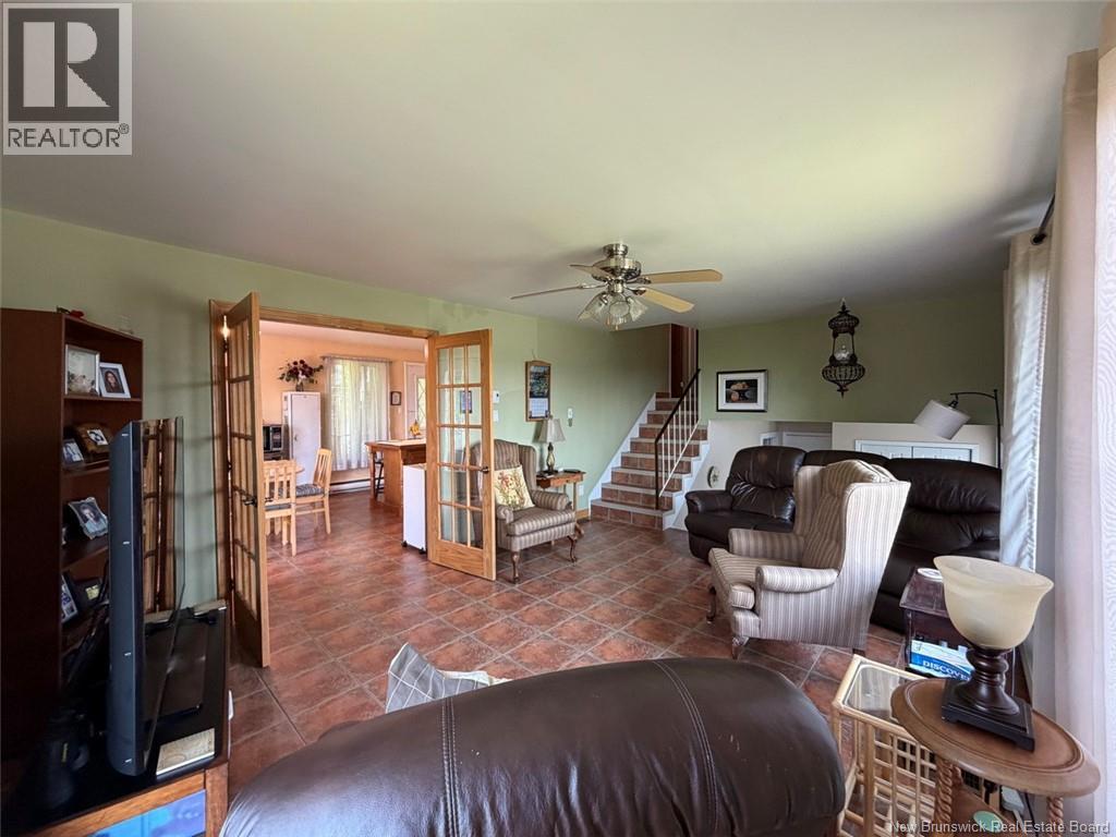 199 Bellevue Street - 7