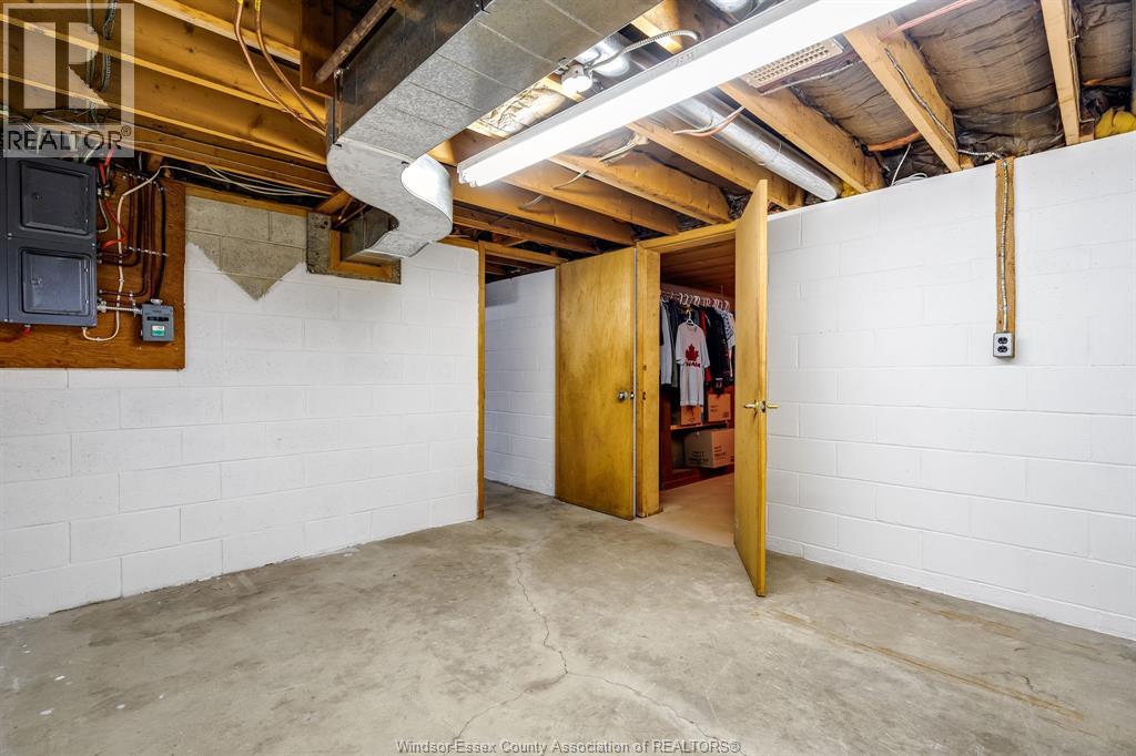 166 Kael CRESCENT - 32