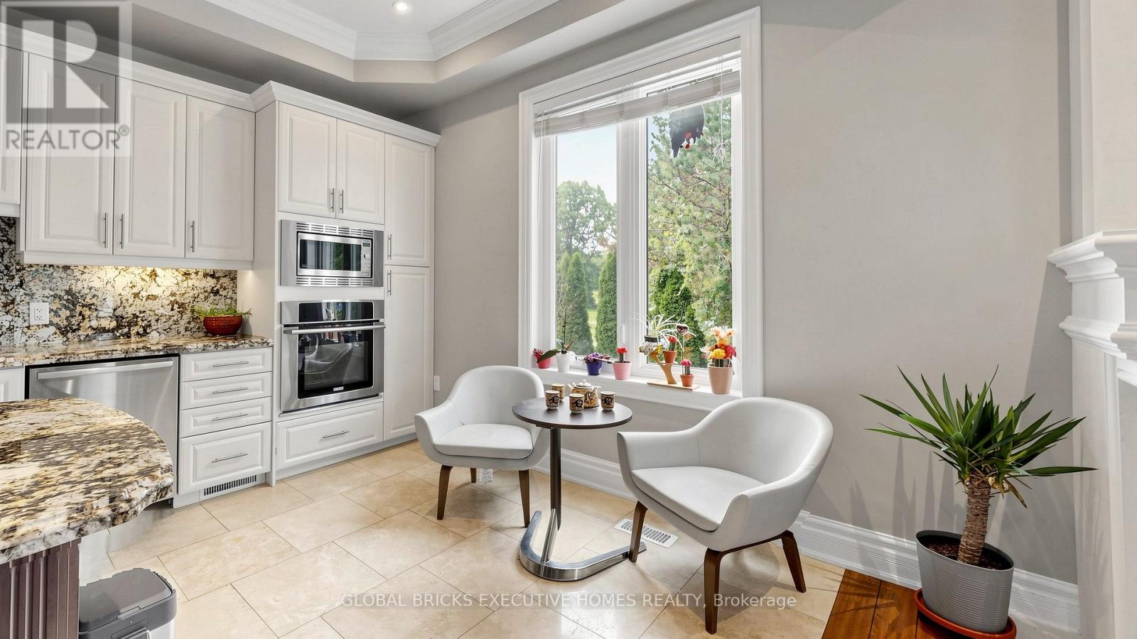 33 ANN STREET - 13