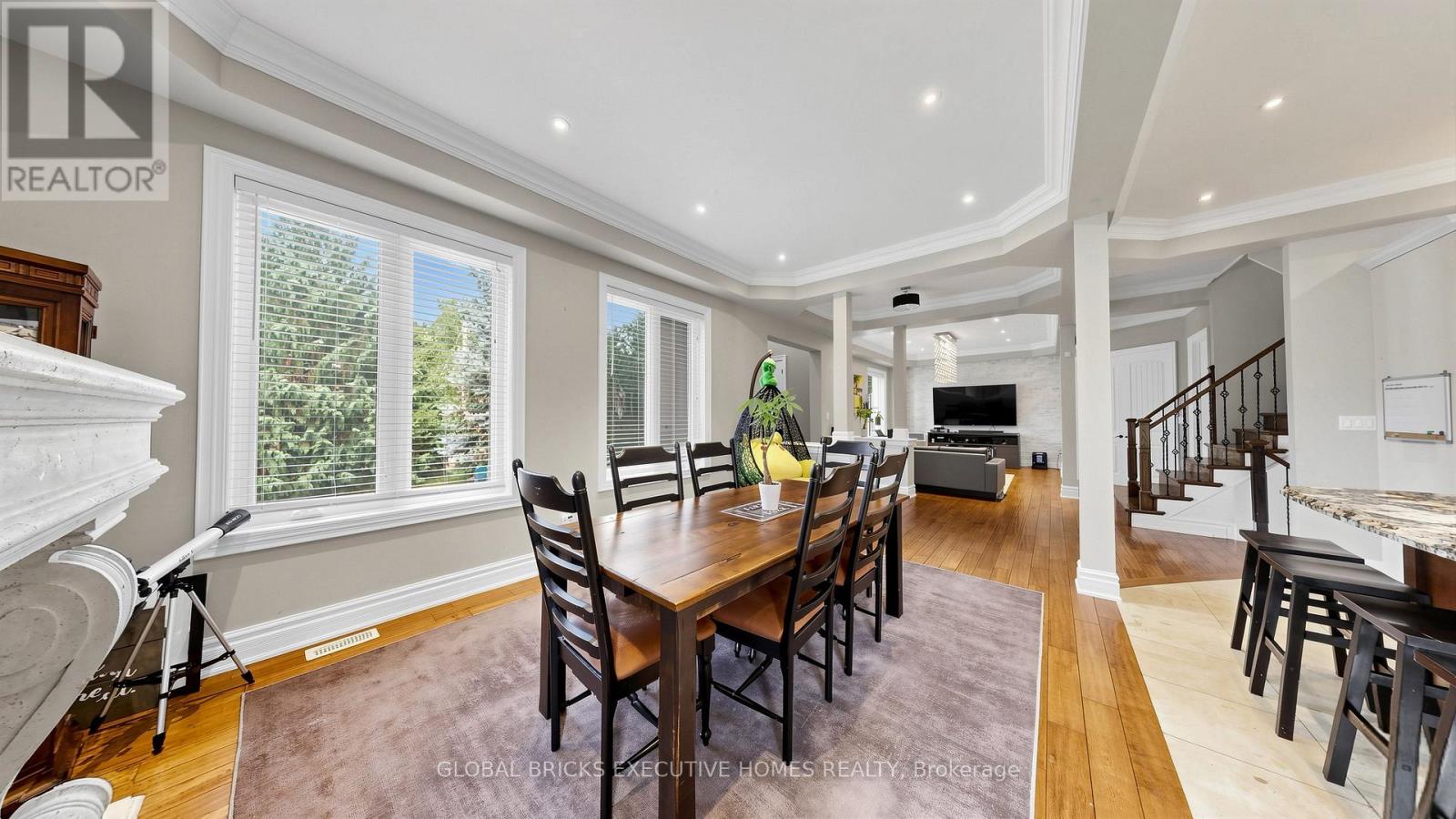 33 ANN STREET - 16
