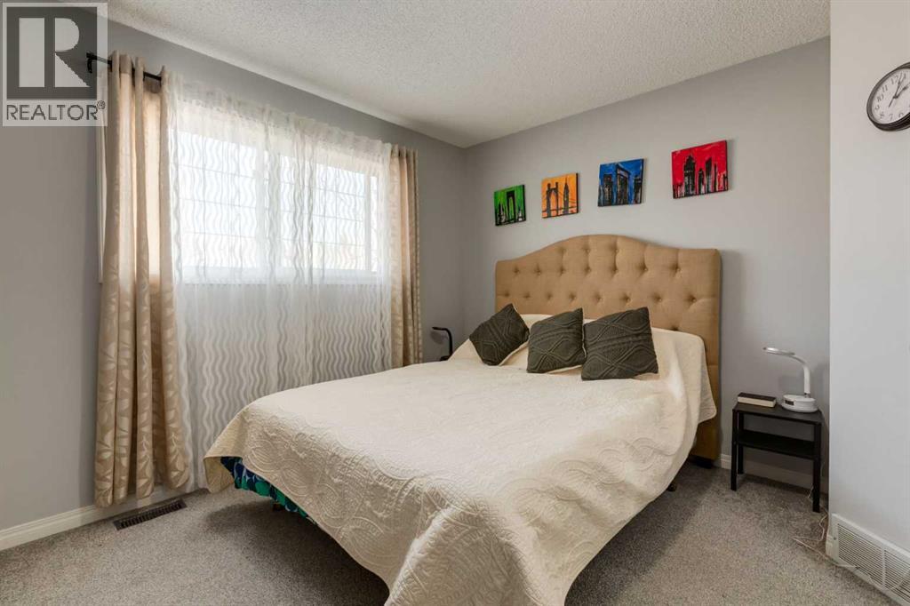 41 Harvest Glen Heights NE - 15