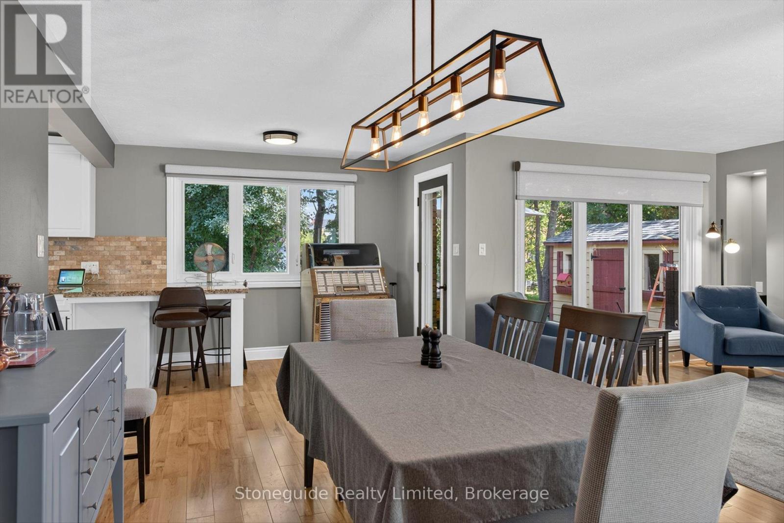 702 WALKERFIELD AVENUE - 13