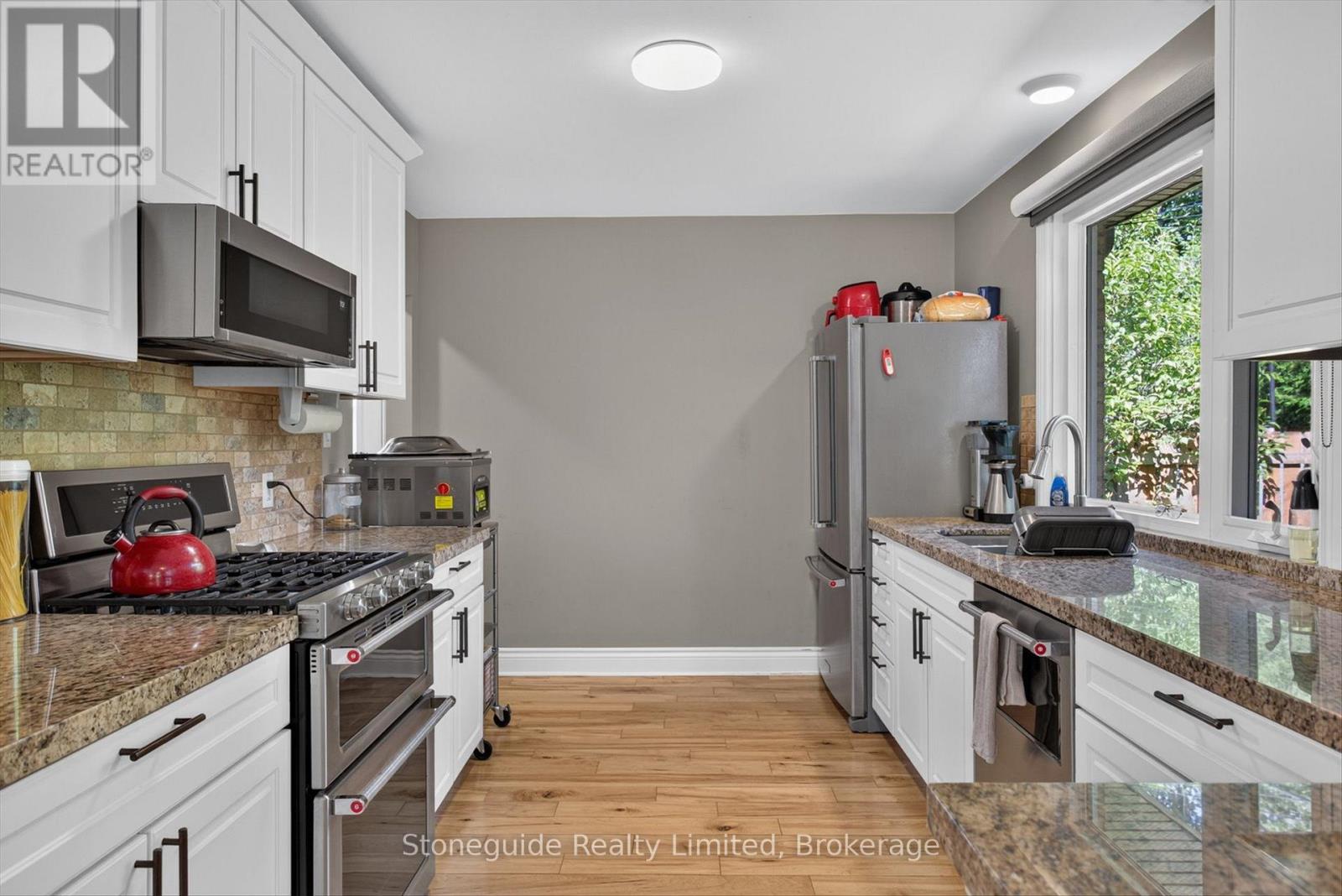702 WALKERFIELD AVENUE - 15