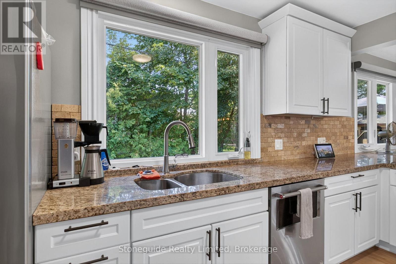 702 WALKERFIELD AVENUE - 17