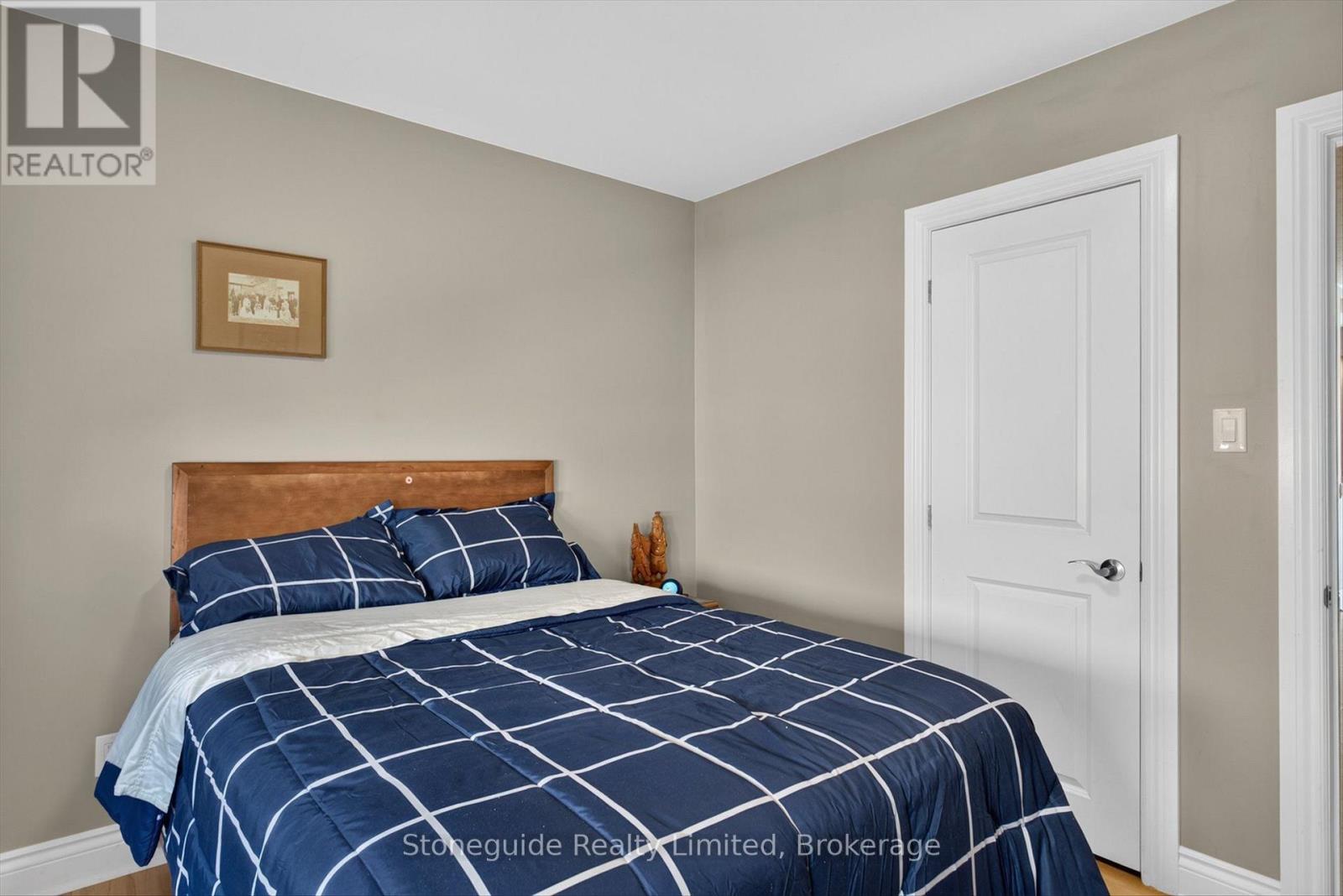 702 WALKERFIELD AVENUE - 30