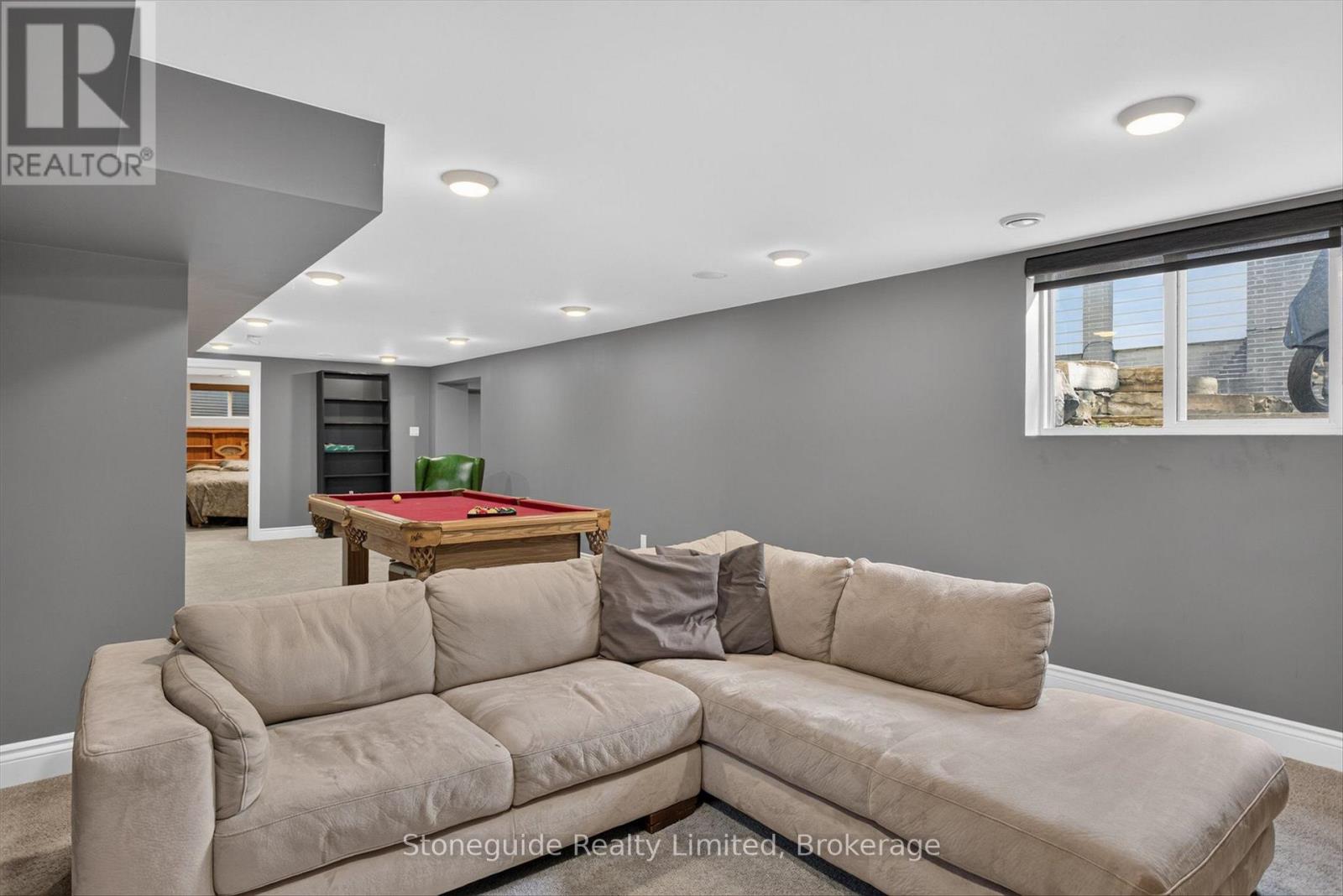 702 WALKERFIELD AVENUE - 36