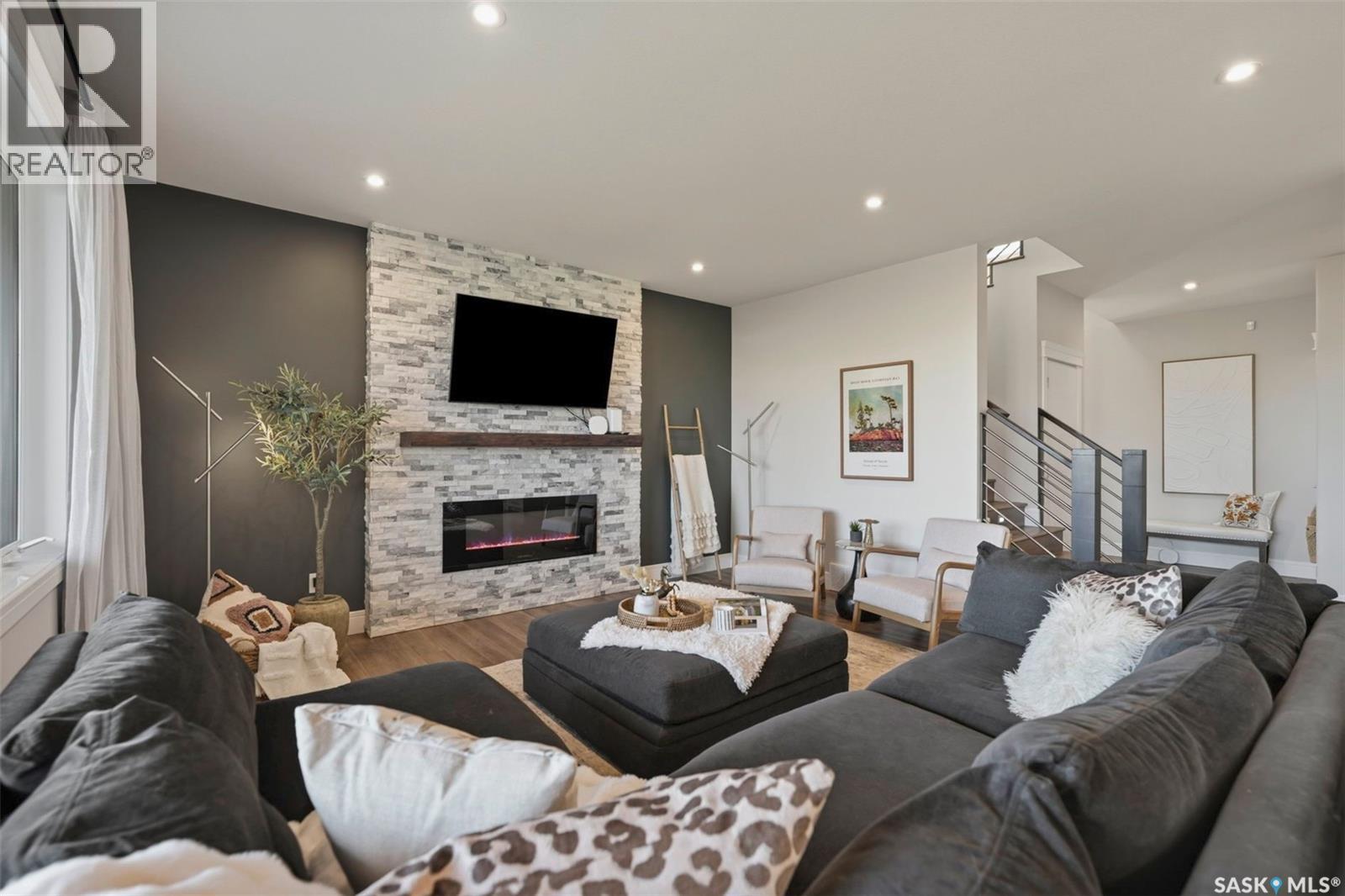119 Woolf BEND - 10